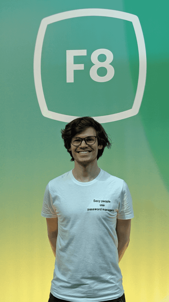 Being happy at the Hackathon H8