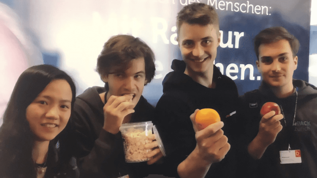 Team Picture of the Developers for the AppleOrDie App